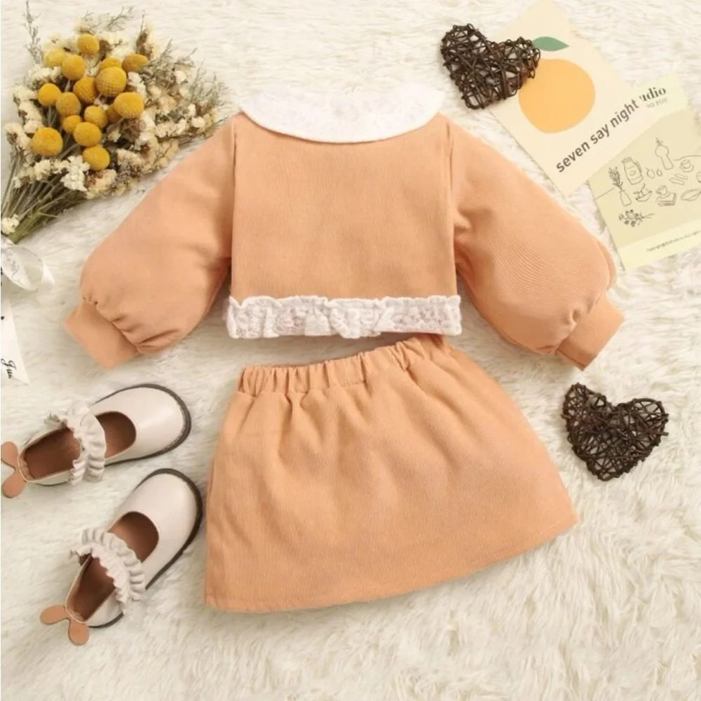 Toddler Contrast Lace Peter Pan Collar Jacket & Skirt matching set - Picture 2 of 3